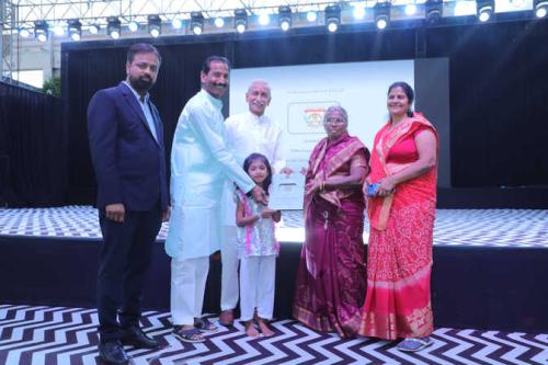 annual award (3)